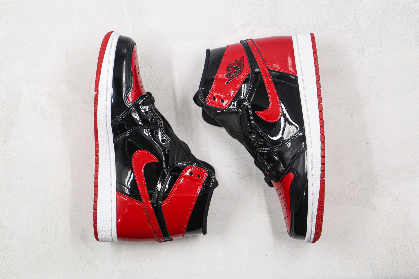 Air Jordan 1 High Bred Patent