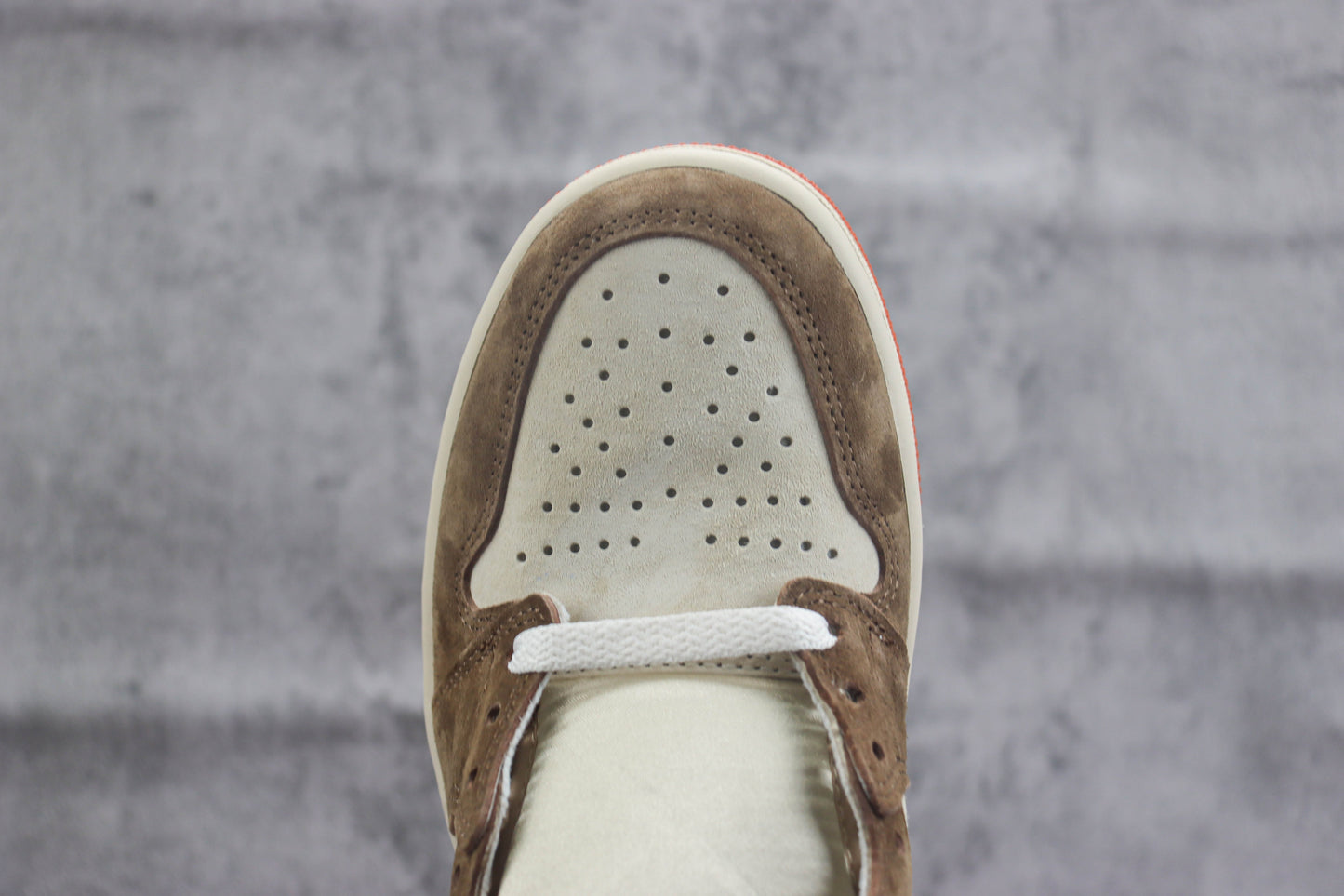 Air Jordan 1 High Cacao Wow and Sand Drift