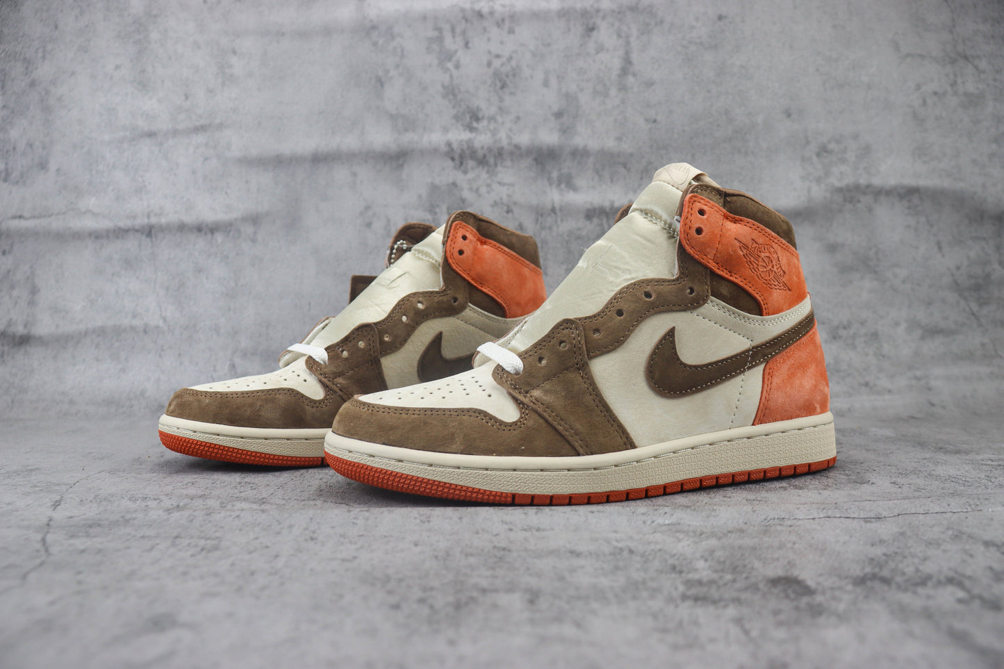 Air Jordan 1 High Cacao Wow and Sand Drift
