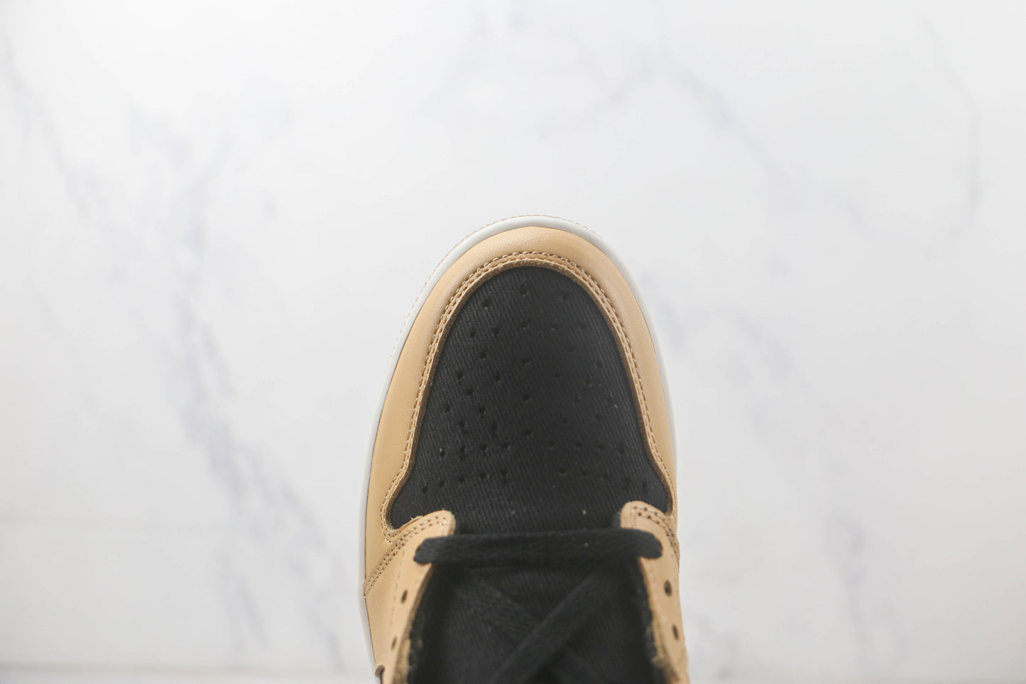 Air Jordan 1 High Heirloom