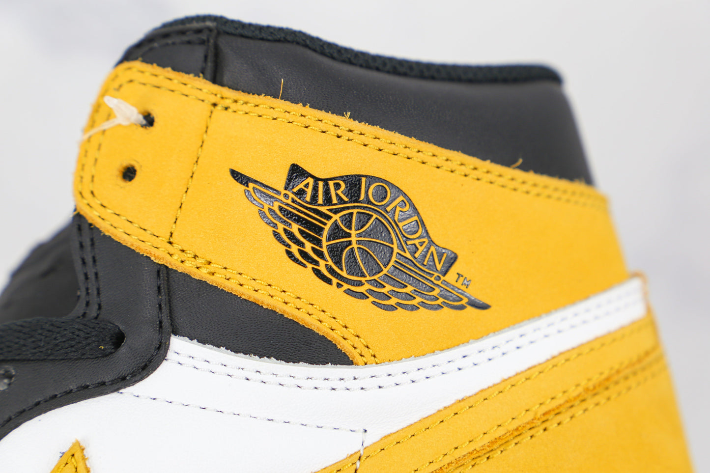 Air Jordan 1 High Yellow Ochre