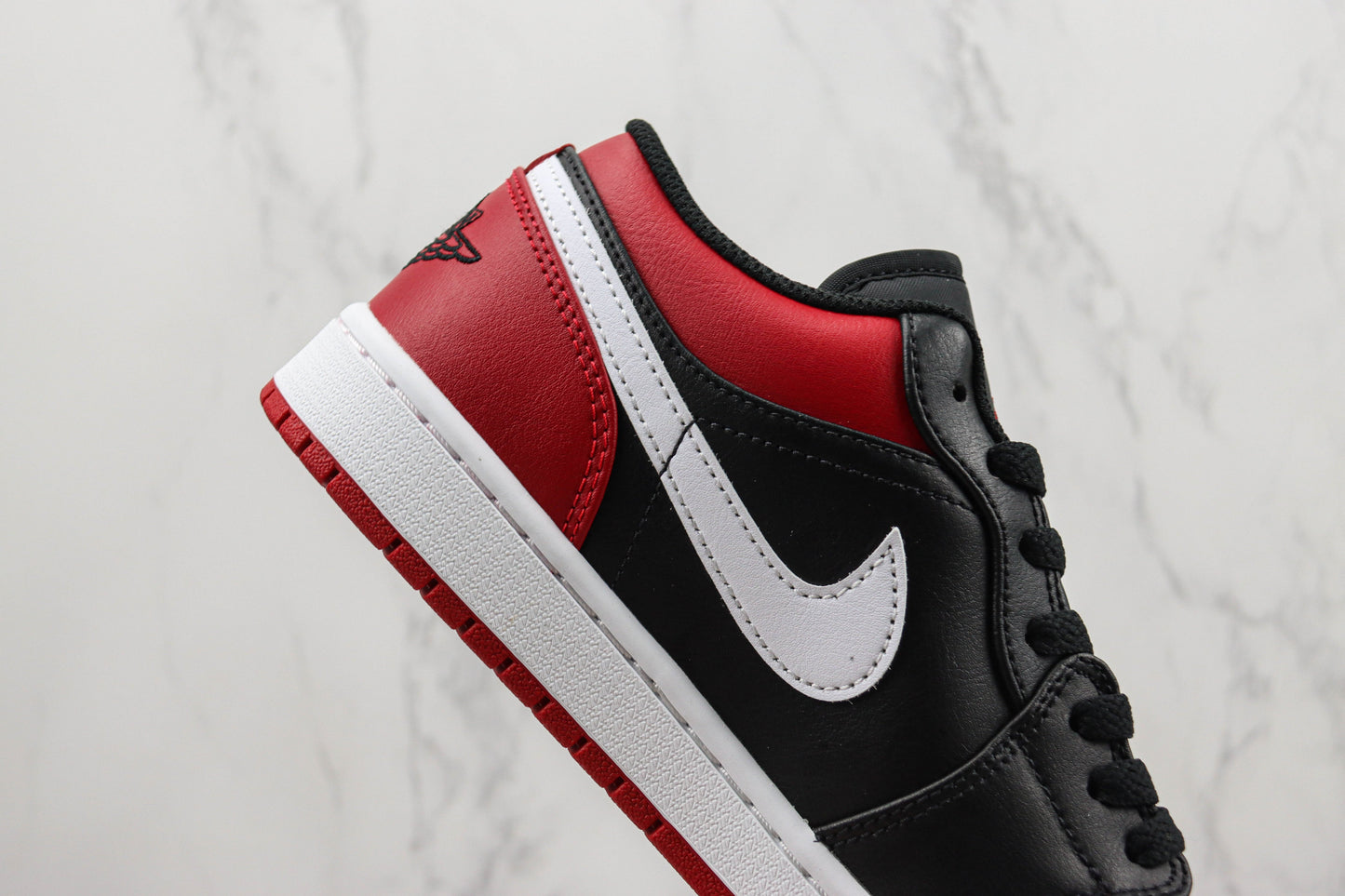 Air Jordan 1 Low Alternate Bred Toe
