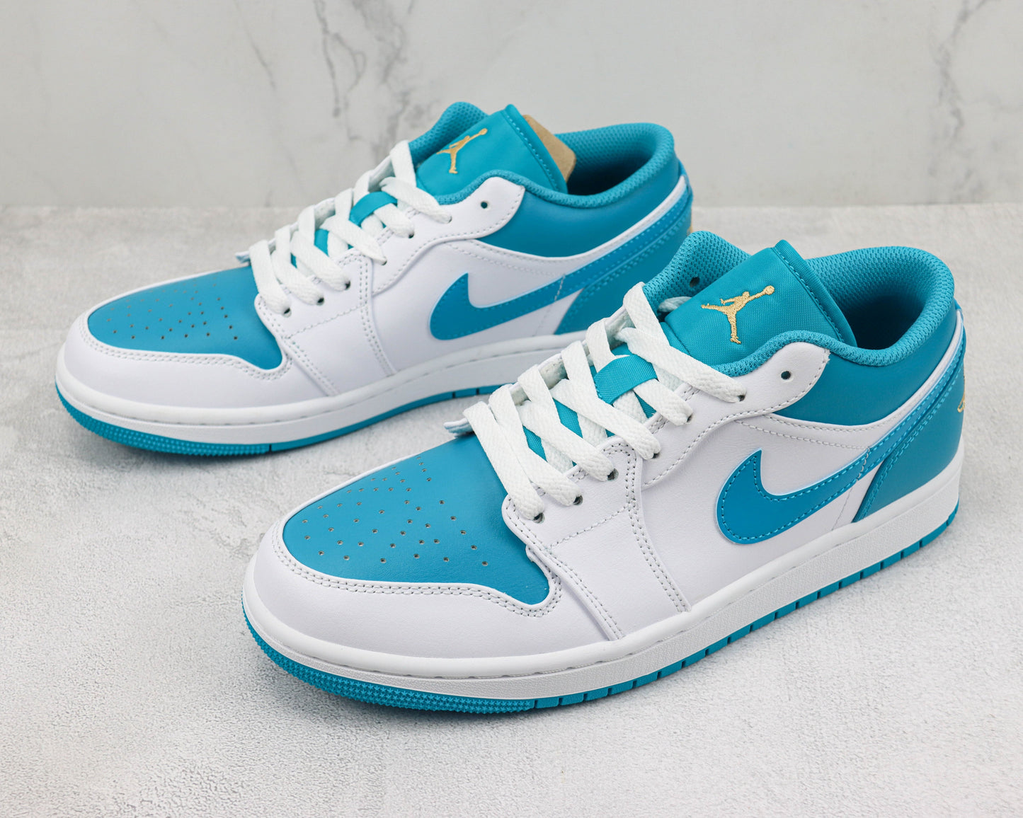 Air Jordan 1 Low Aquatone