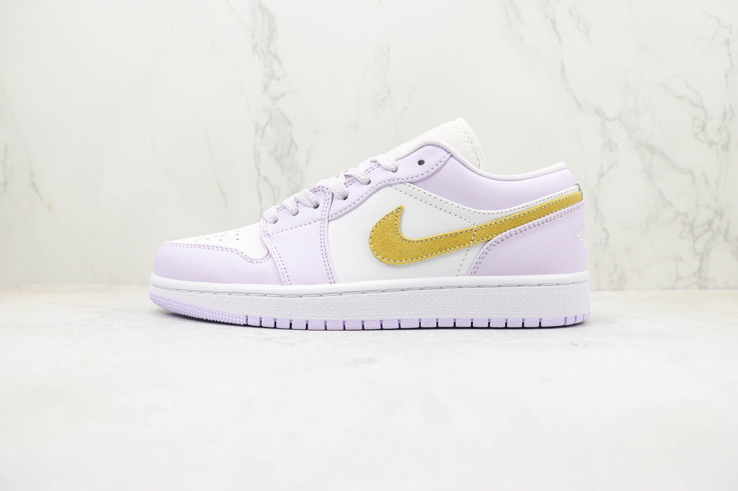 Air Jordan 1 Low Barely Grape
