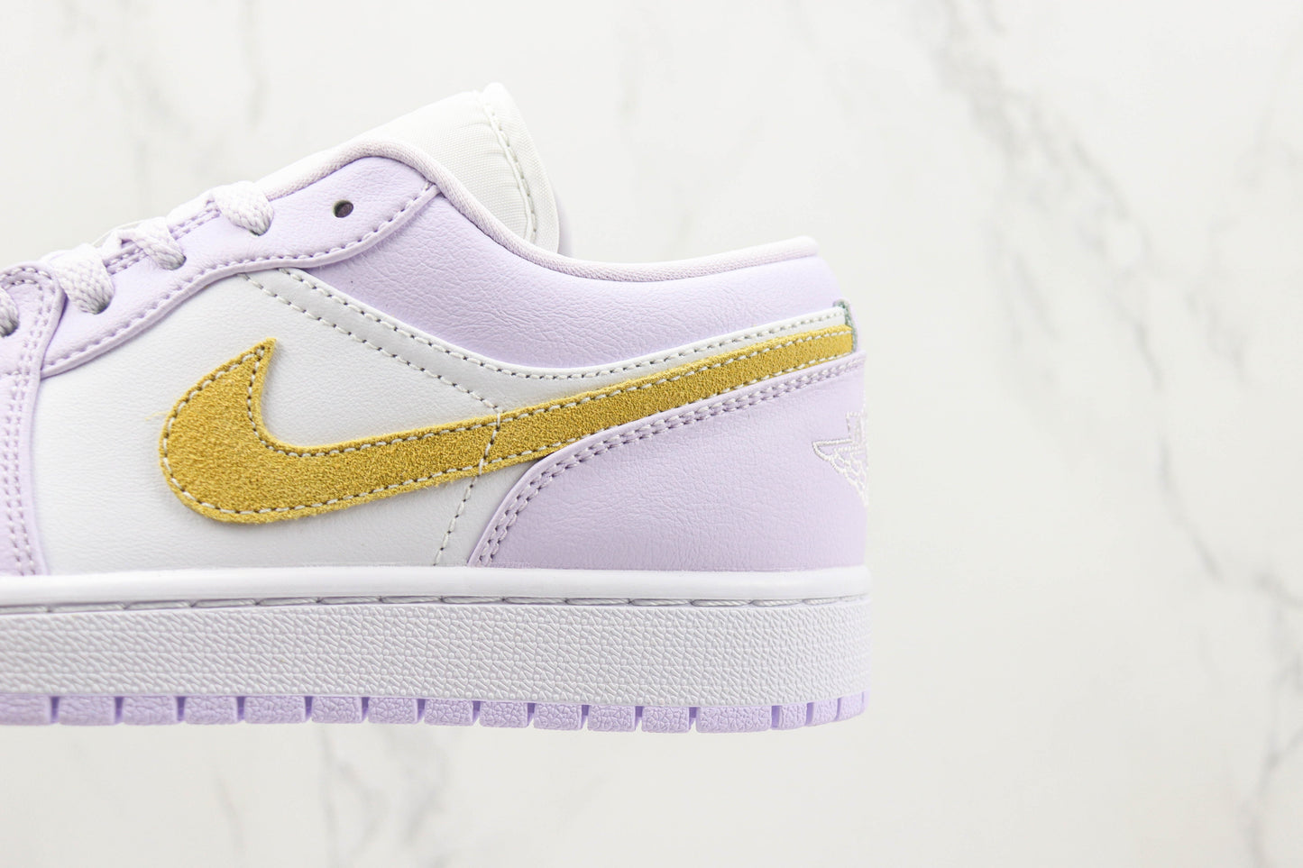 Air Jordan 1 Low Barely Grape