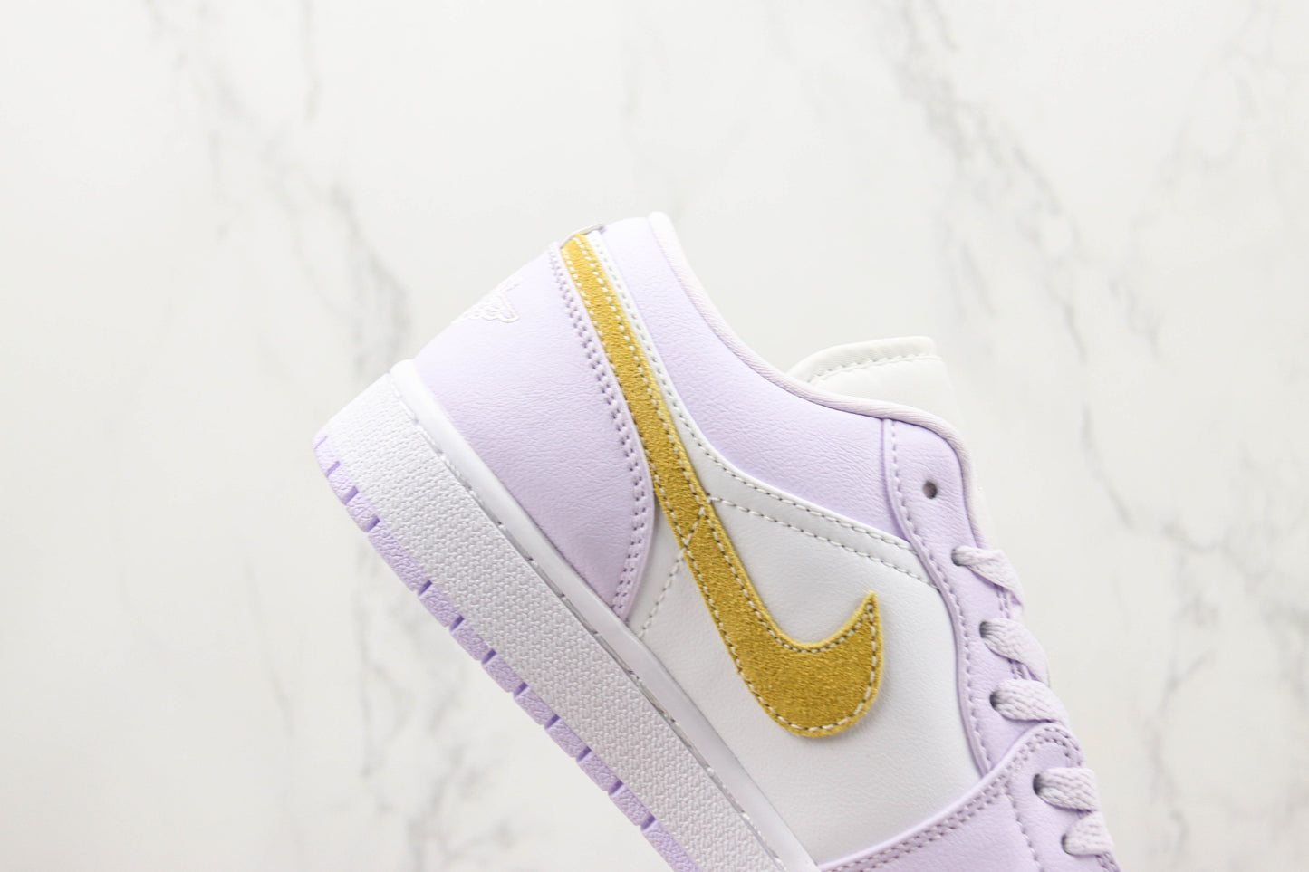 Air Jordan 1 Low Barely Grape