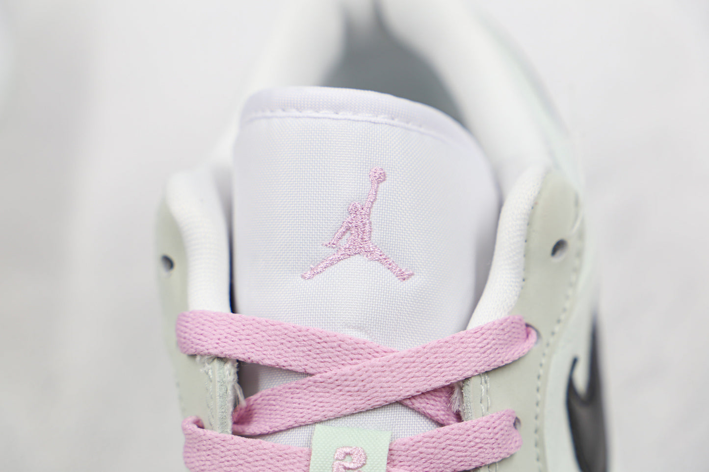 Air Jordan 1 Low Barely Green