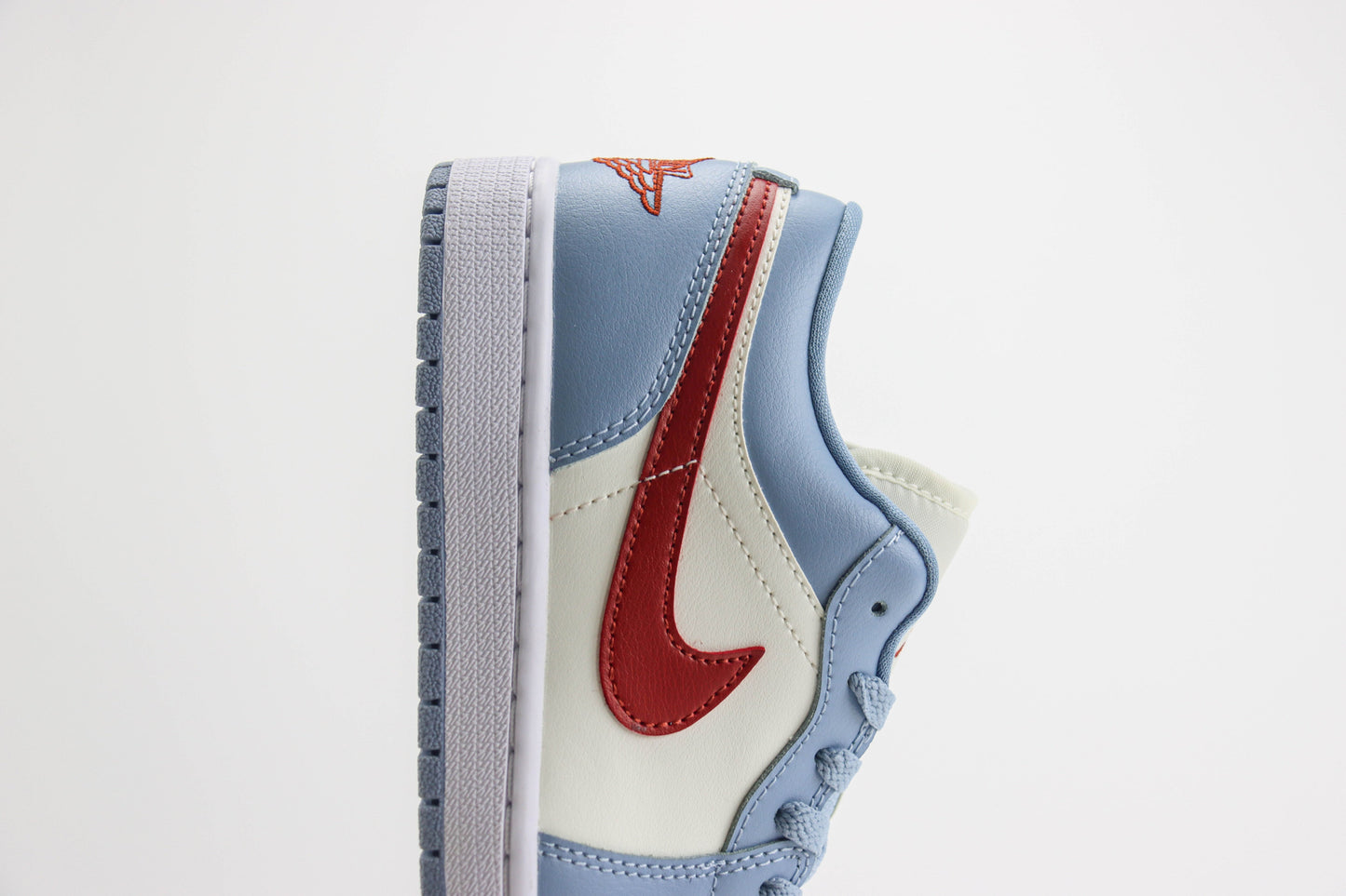 Air Jordan 1 Low Blue Whisper