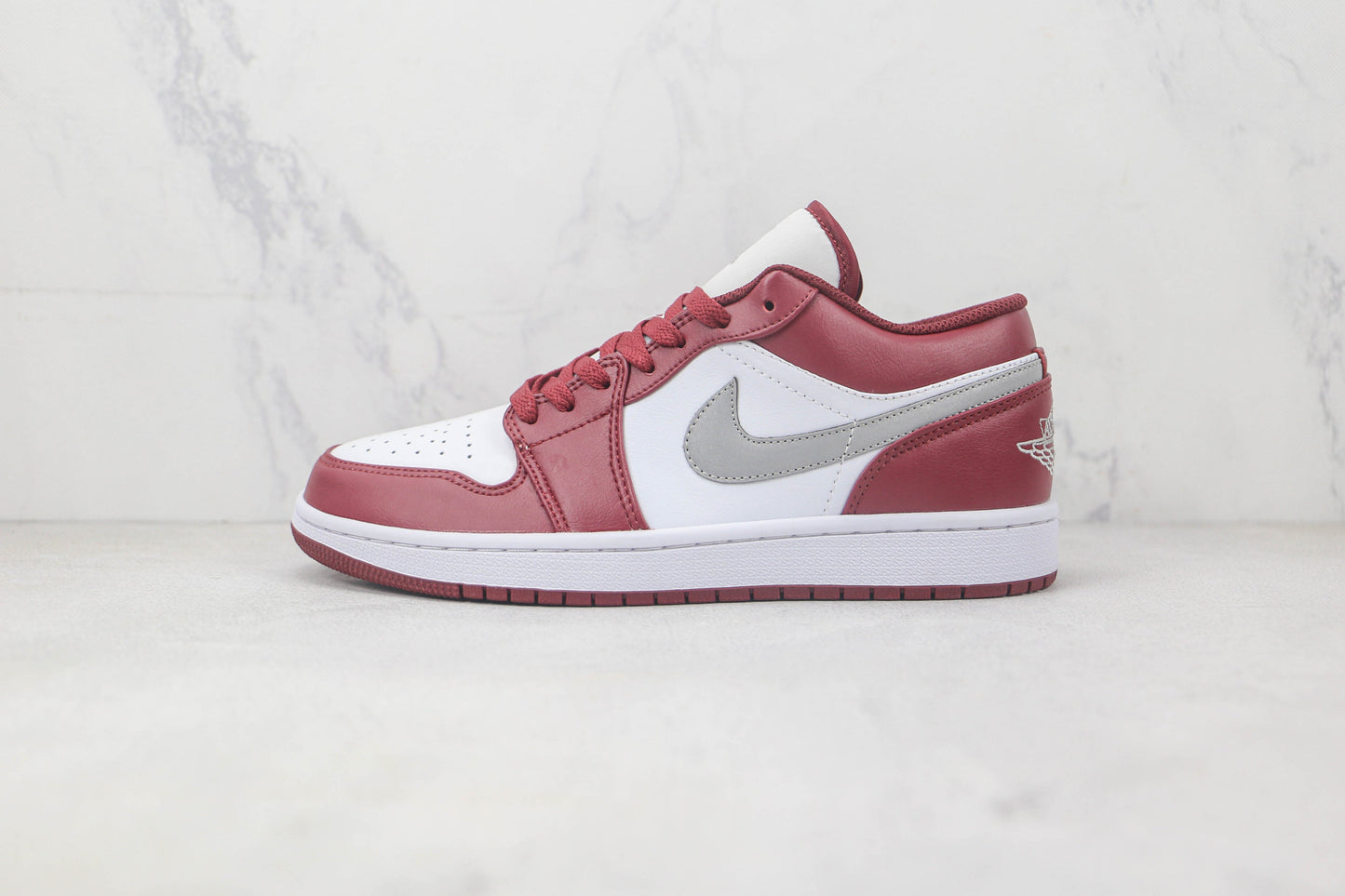 Air Jordan 1 Low Bordeaux