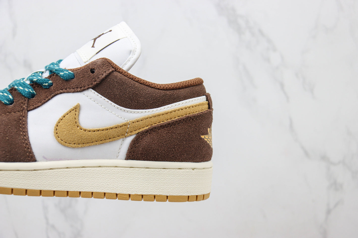 Air Jordan 1 Low Cacao Wow Geode Teal