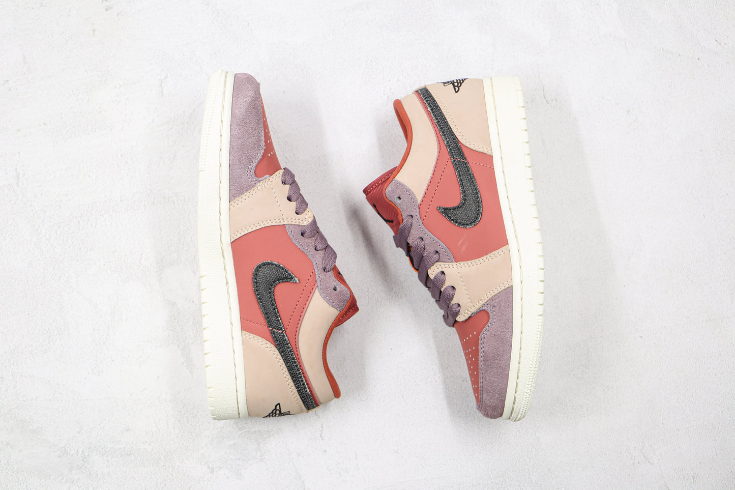 Air Jordan 1 Low Canyon Rust