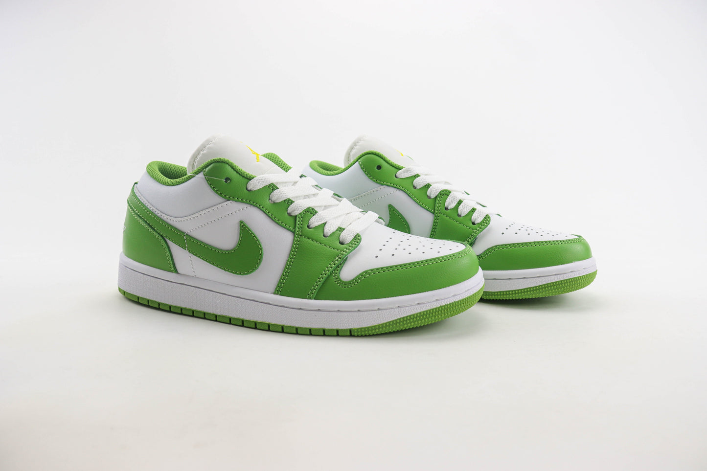 Air Jordan 1 Low Chlorophyll
