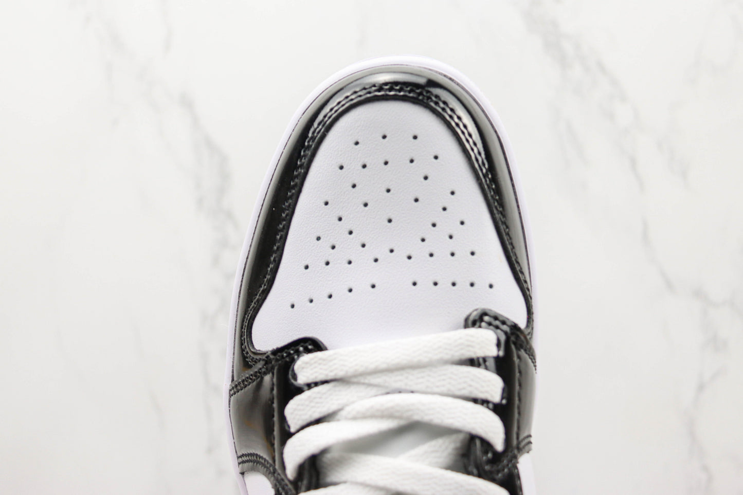 Air Jordan 1 Low Concord