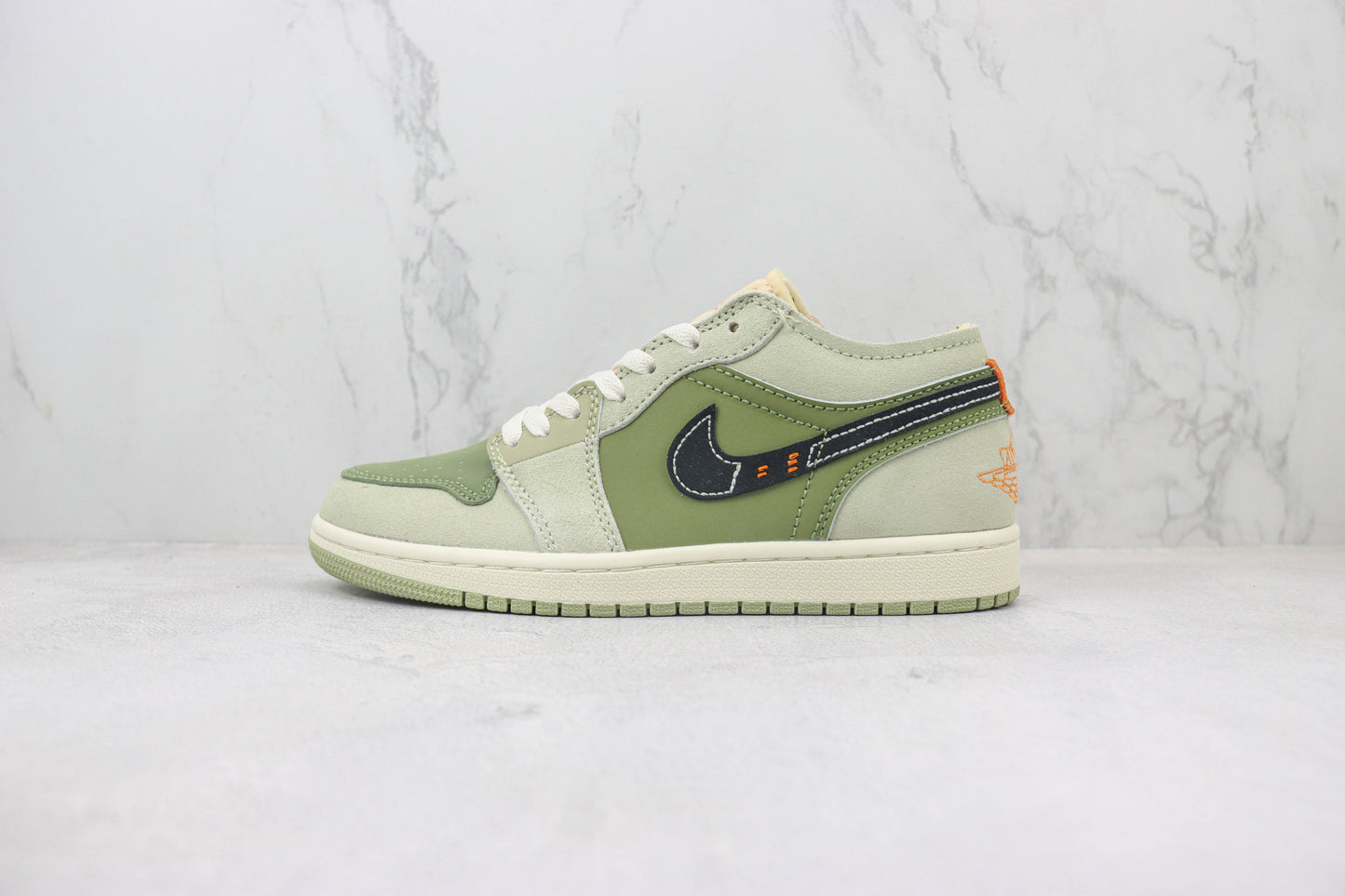 Air Jordan 1 Low Craft Light Olive