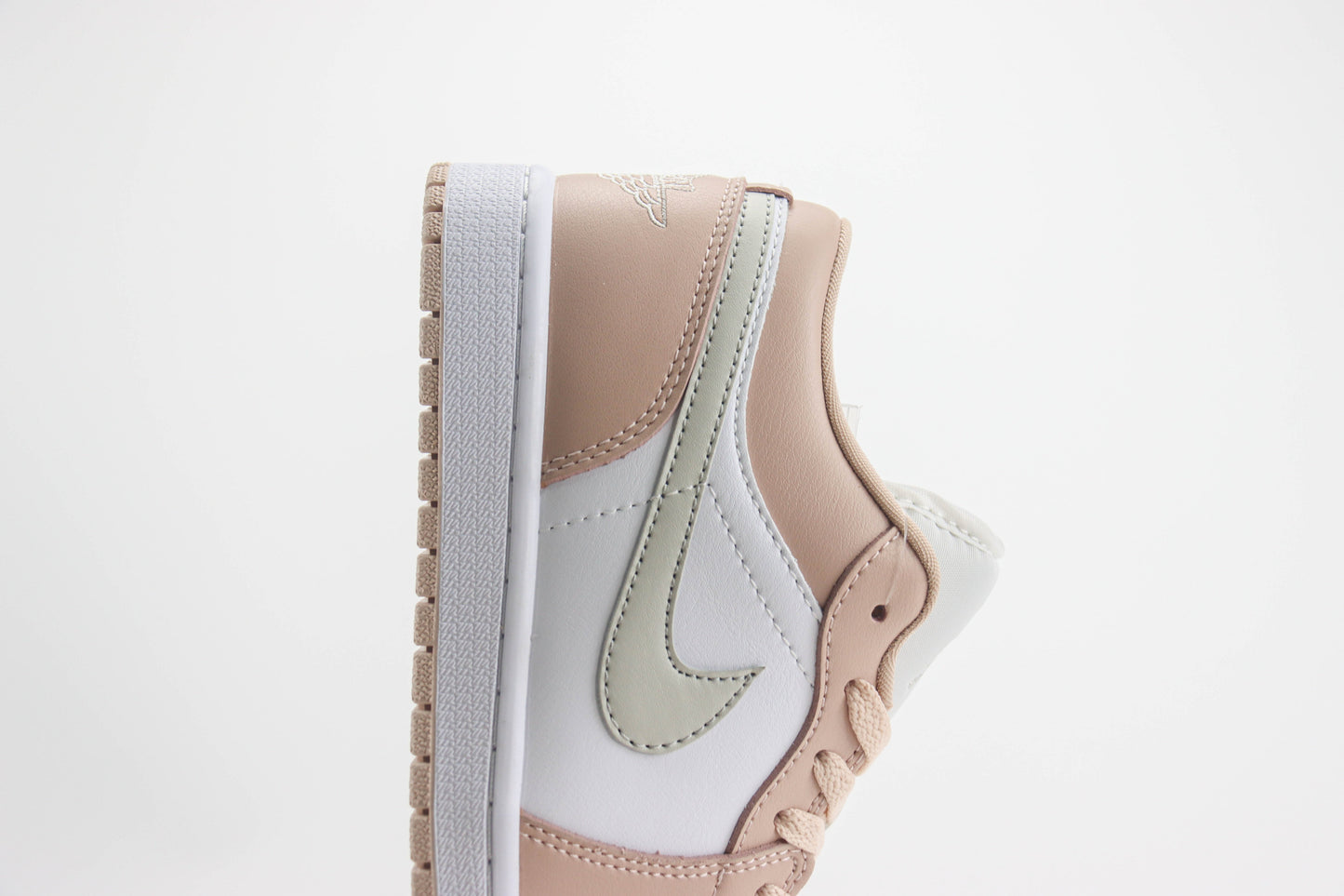 Air Jordan 1 Low Crimson Tint
