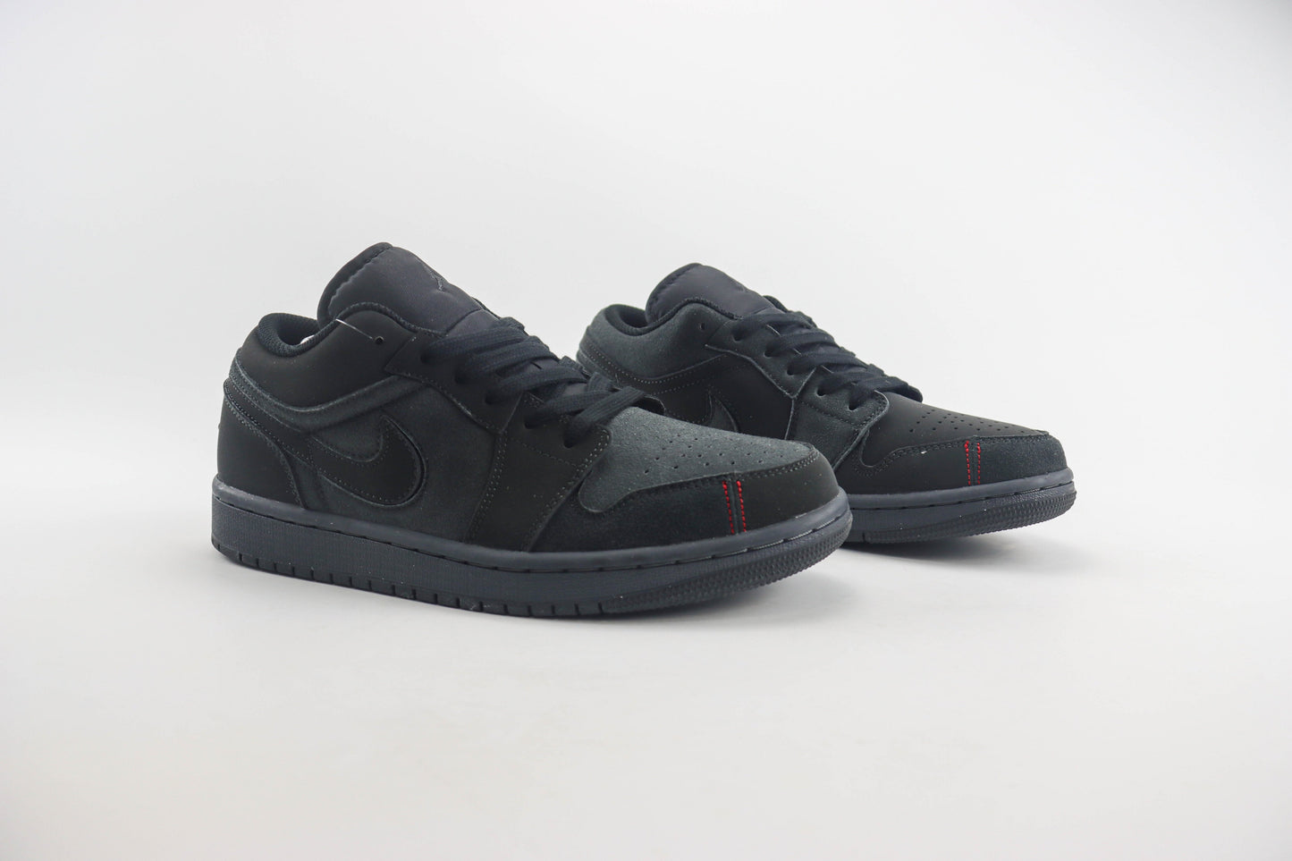 Air Jordan 1 Low Dark Smoke
