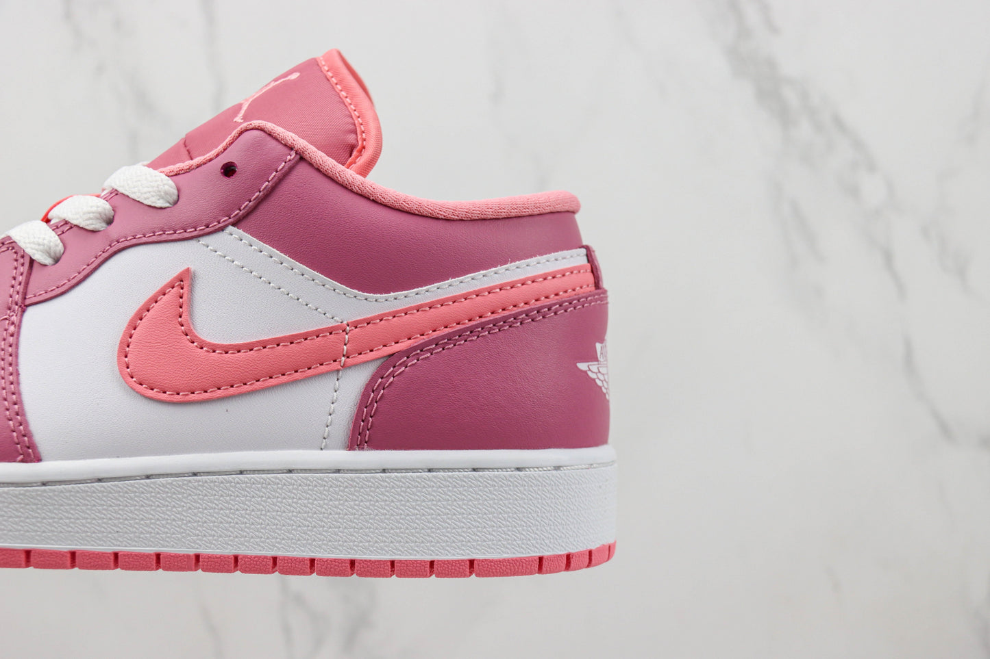 Air Jordan 1 Low Desert Berry