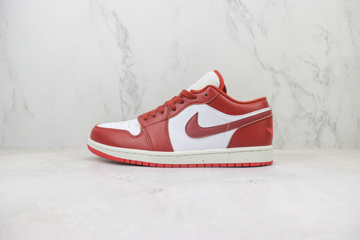 Air Jordan 1 Low Dune Red