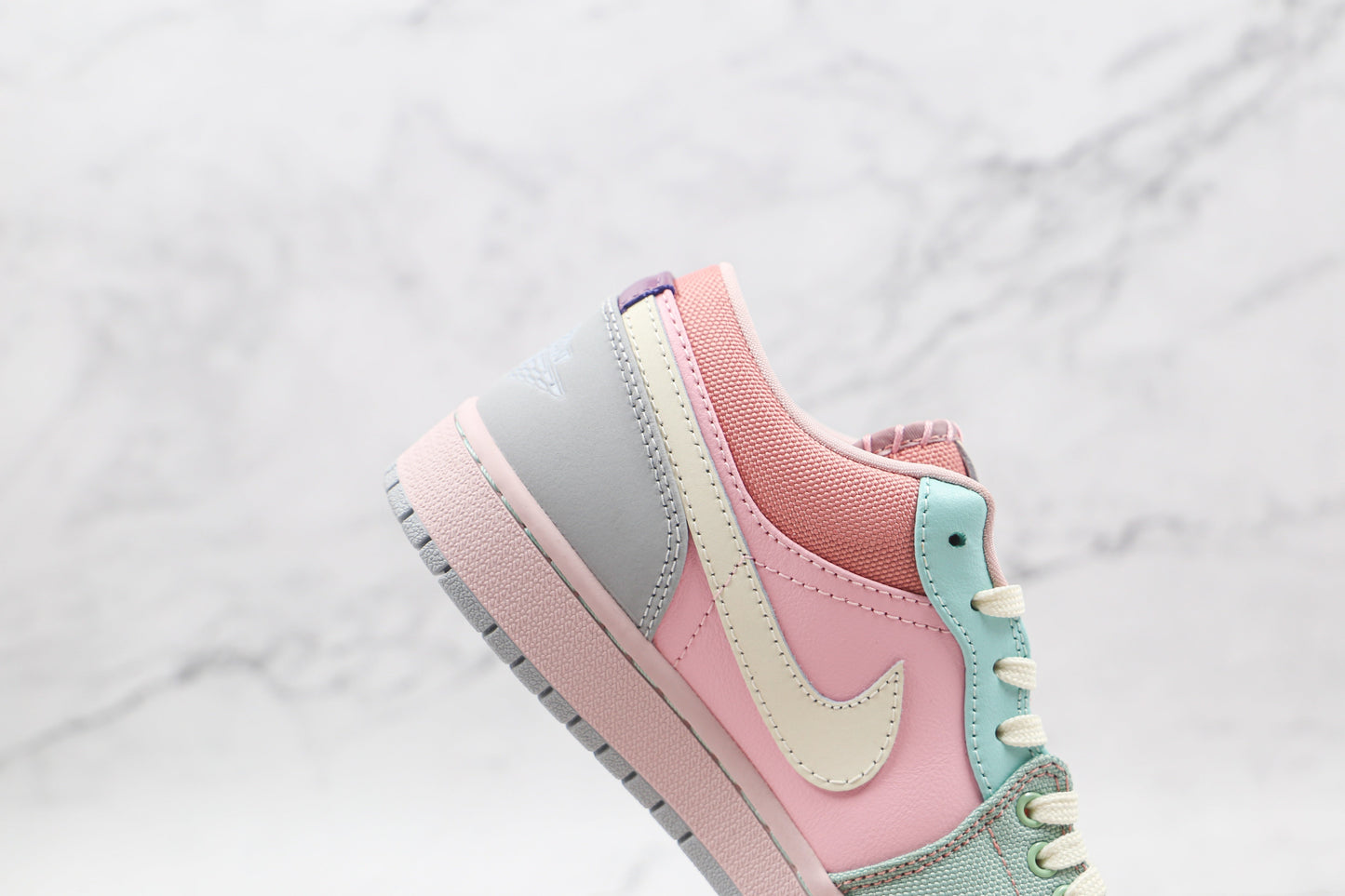 Air Jordan 1 Low Easter Pastel