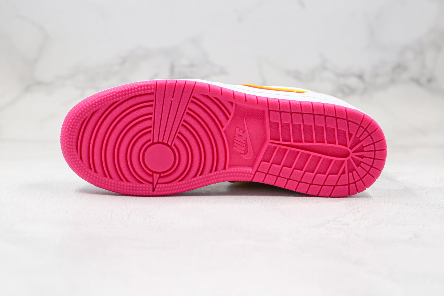 Air Jordan 1 Low Edge Glow