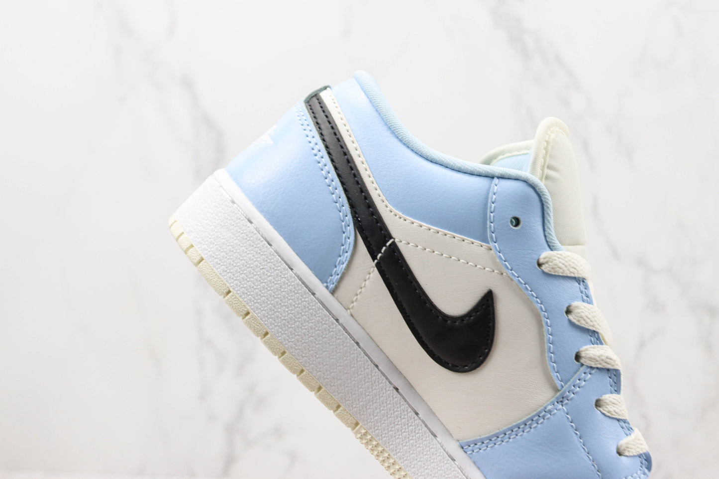 Air Jordan 1 Low Ice Blue/Black