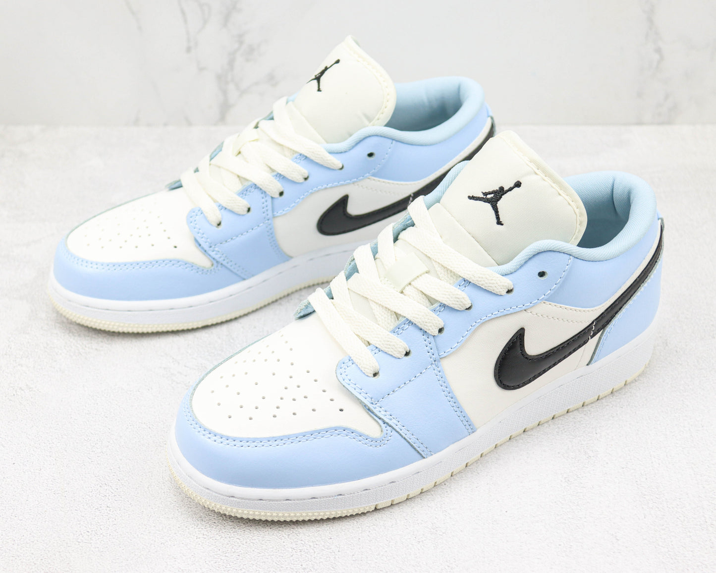 Air Jordan 1 Low Ice Blue/Black
