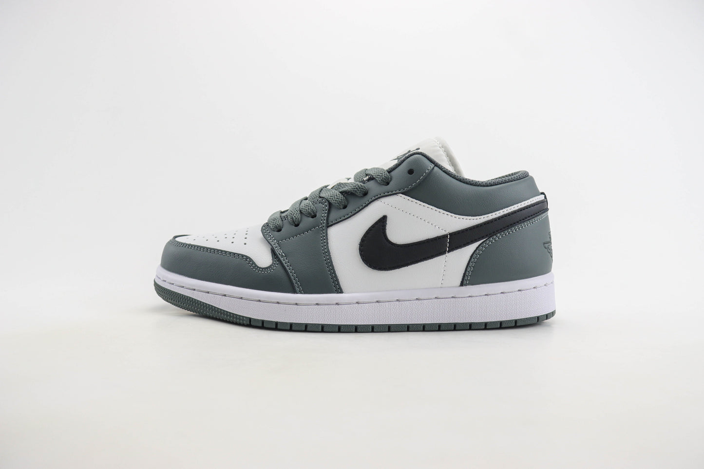 Air Jordan 1 Low Iron Grey
