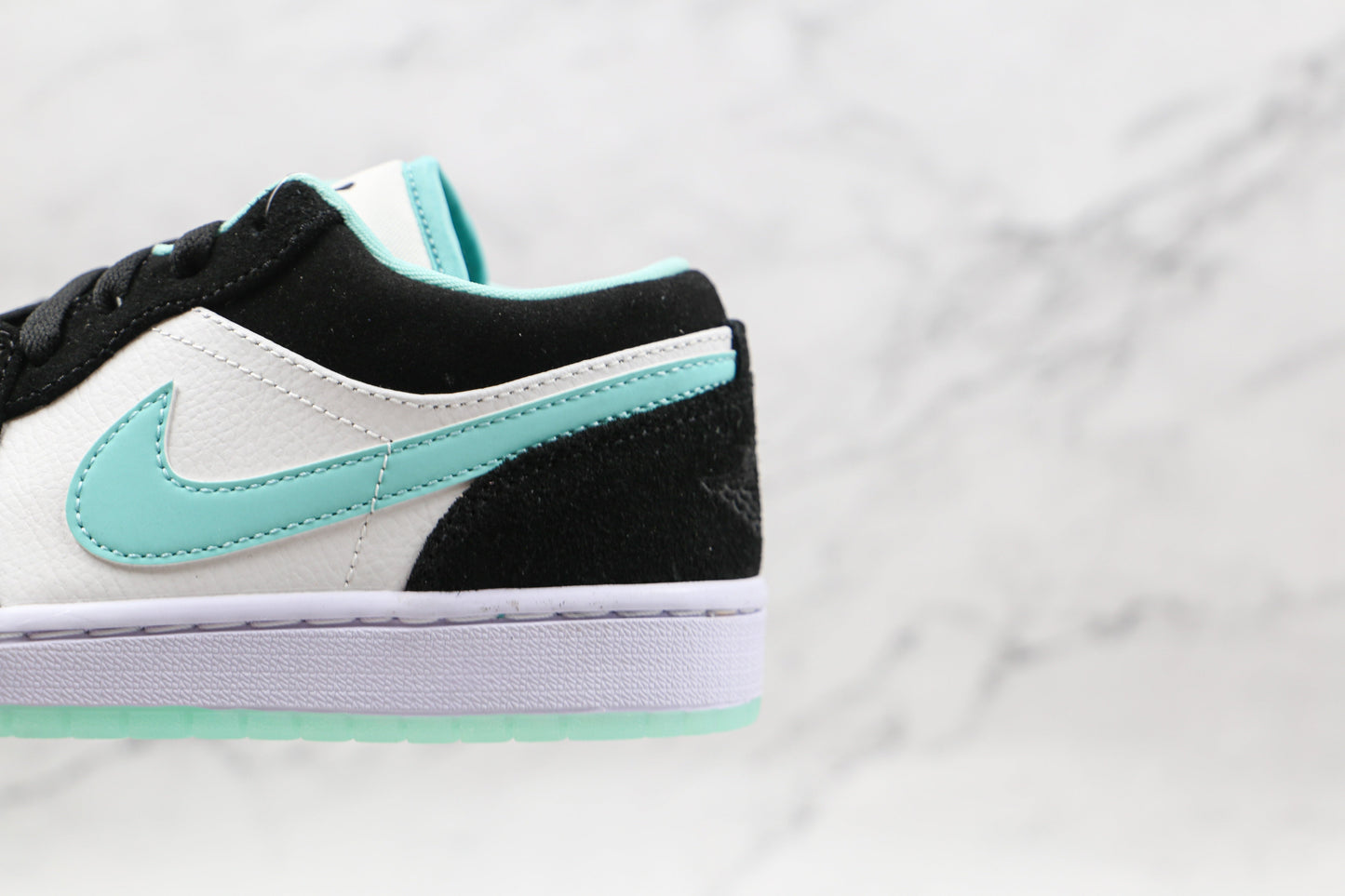 Air Jordan 1 Low Island Green