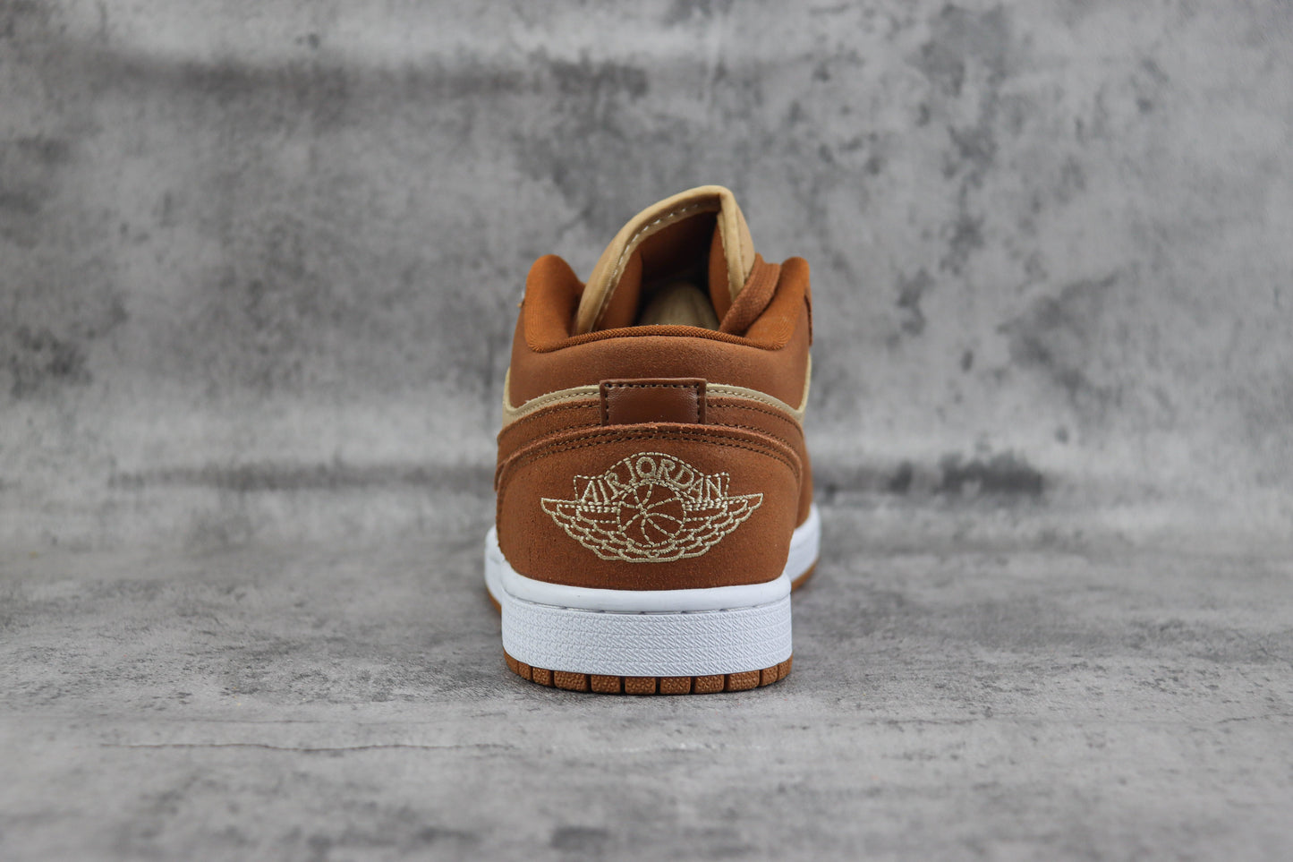 Air Jordan 1 Low Legend Coffee