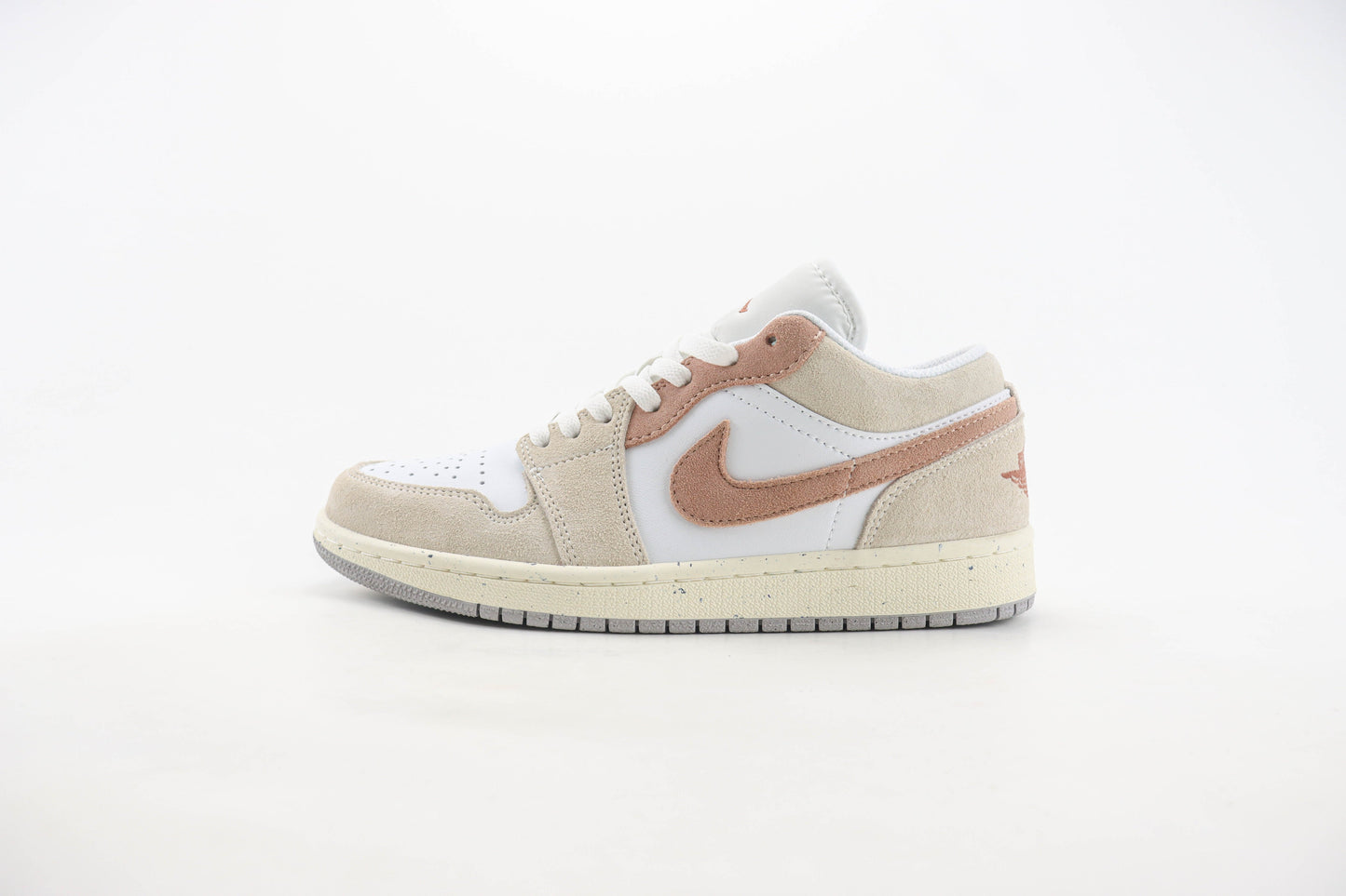 Air Jordan 1 Low Legend Light Brown