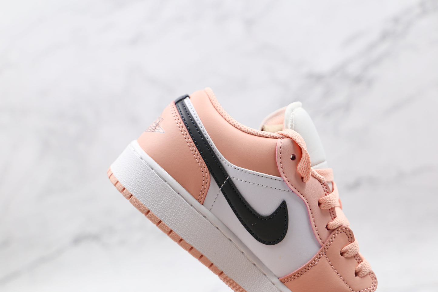Air Jordan 1 Low Light Arctic Pink