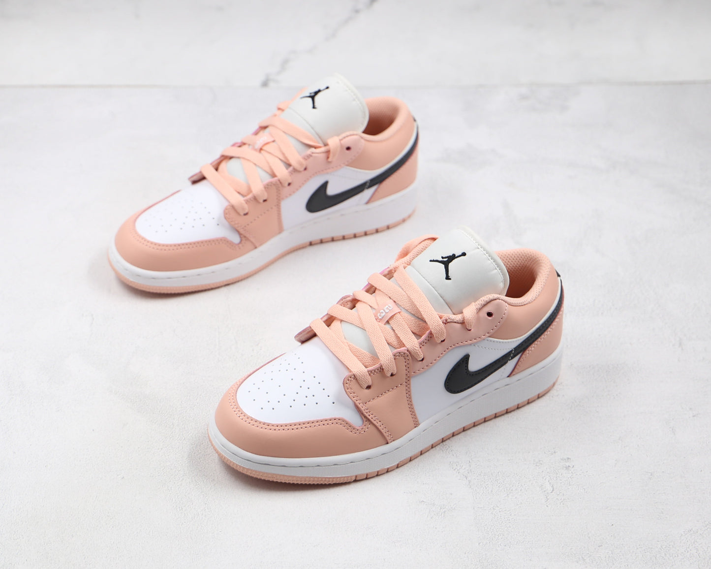 Air Jordan 1 Low Light Arctic Pink