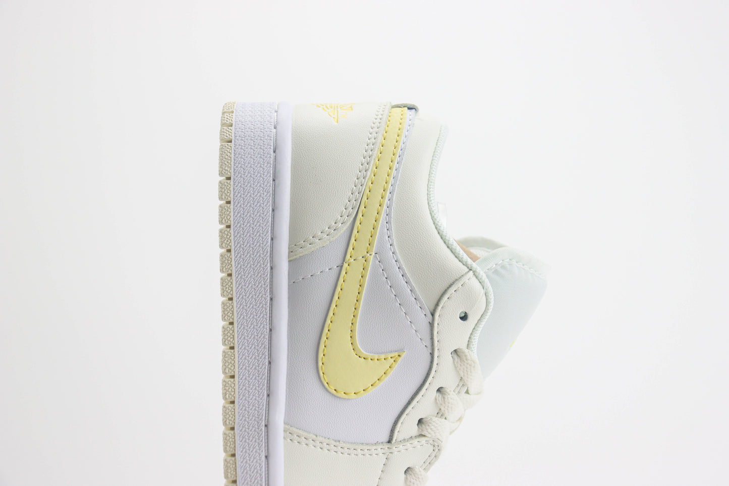 Air Jordan 1 Low Light Laser Orange