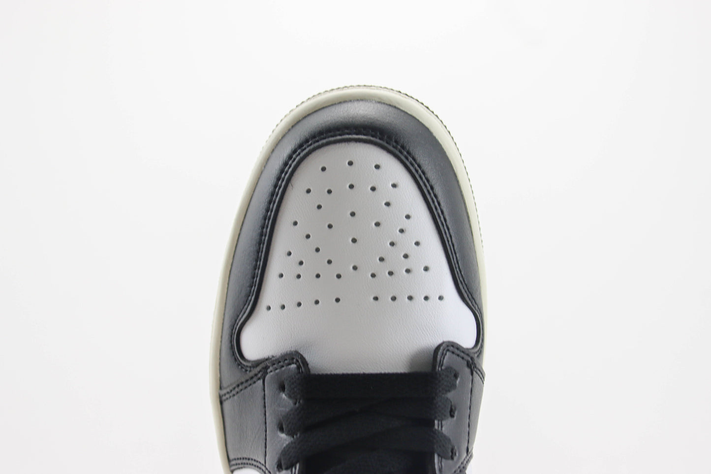 Air Jordan 1 Low Medium