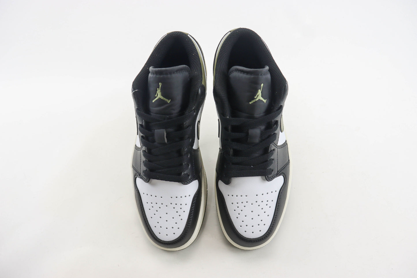 Air Jordan 1 Low Medium
