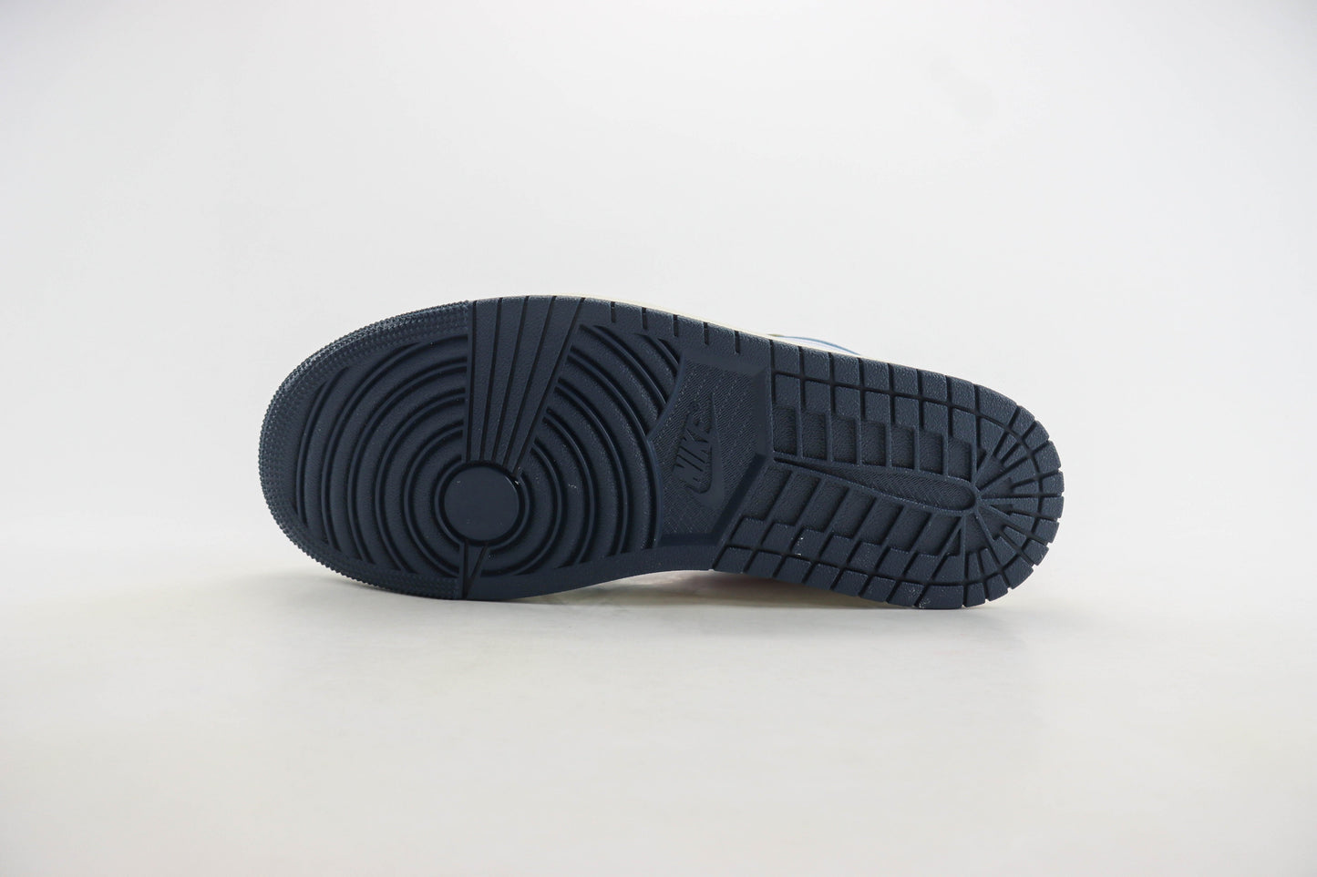 Air Jordan 1 Low Motion