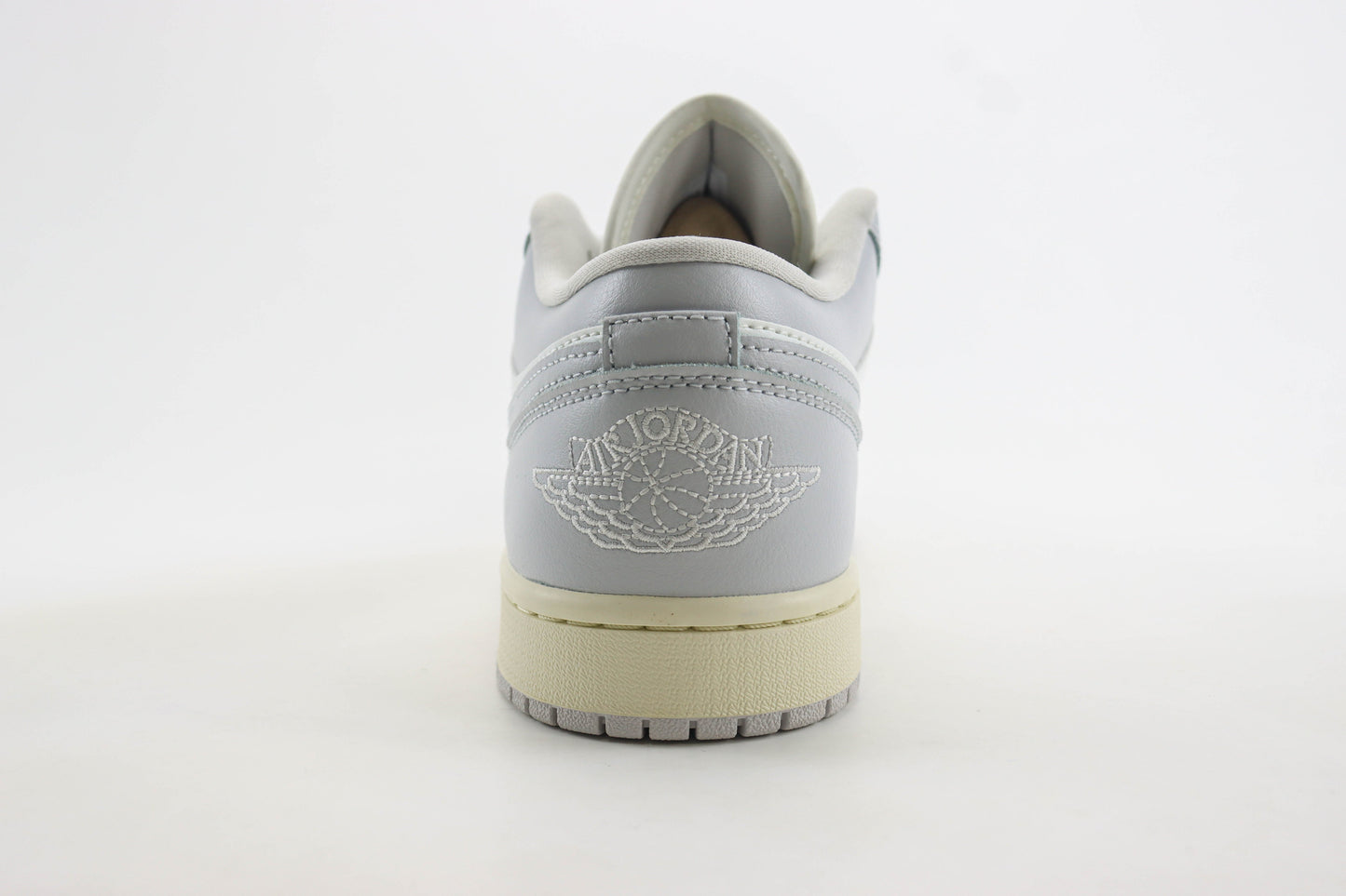 Air Jordan 1 Low Neutral Grey