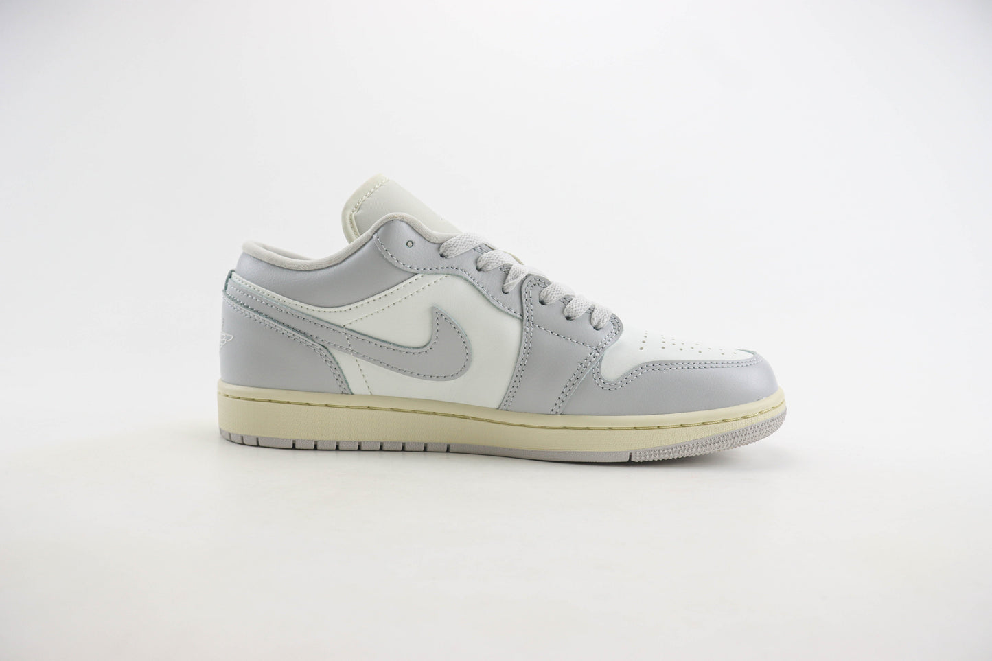 Air Jordan 1 Low Neutral Grey