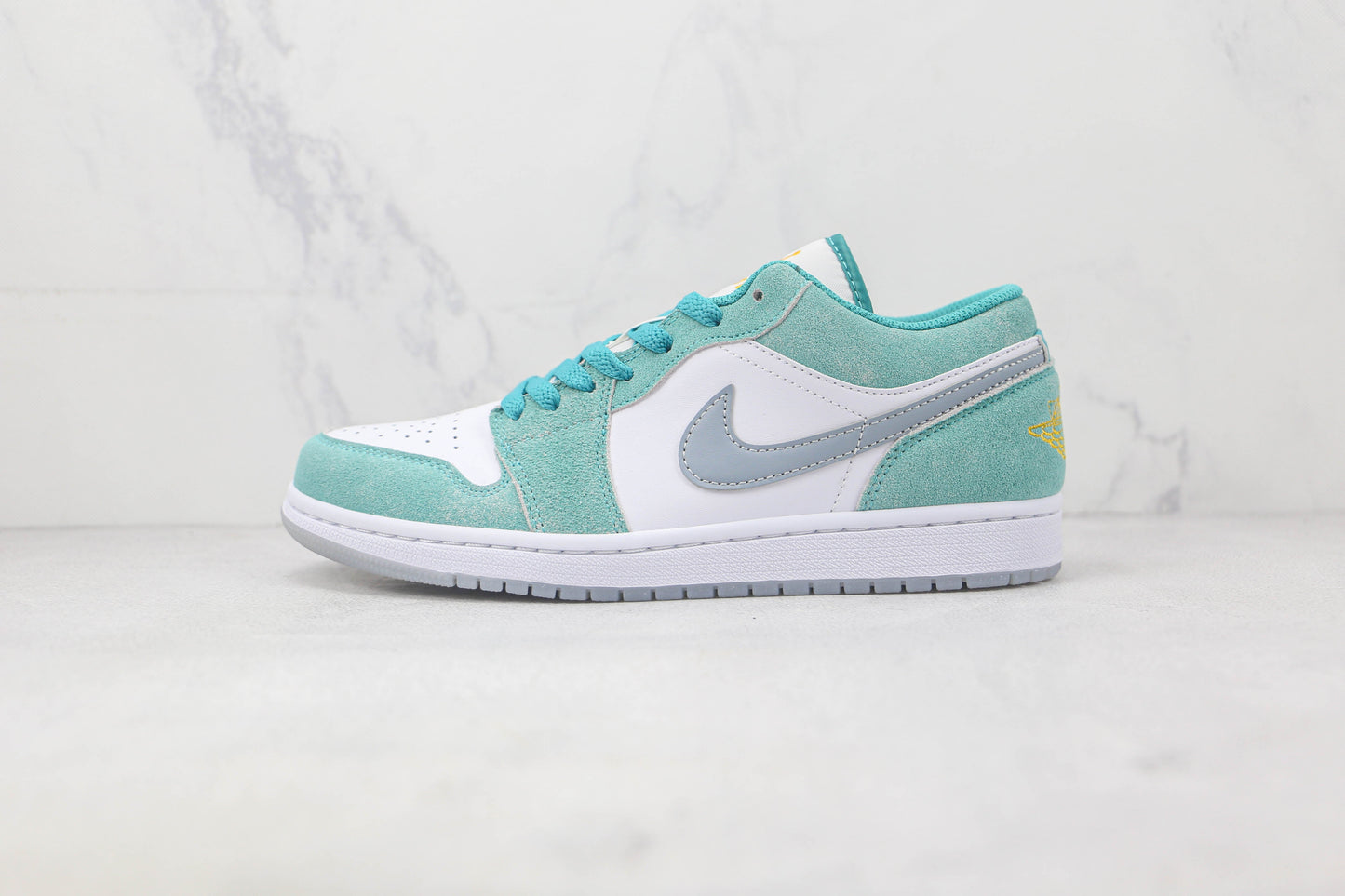 Air Jordan 1 Low New Emerald/Taxi White