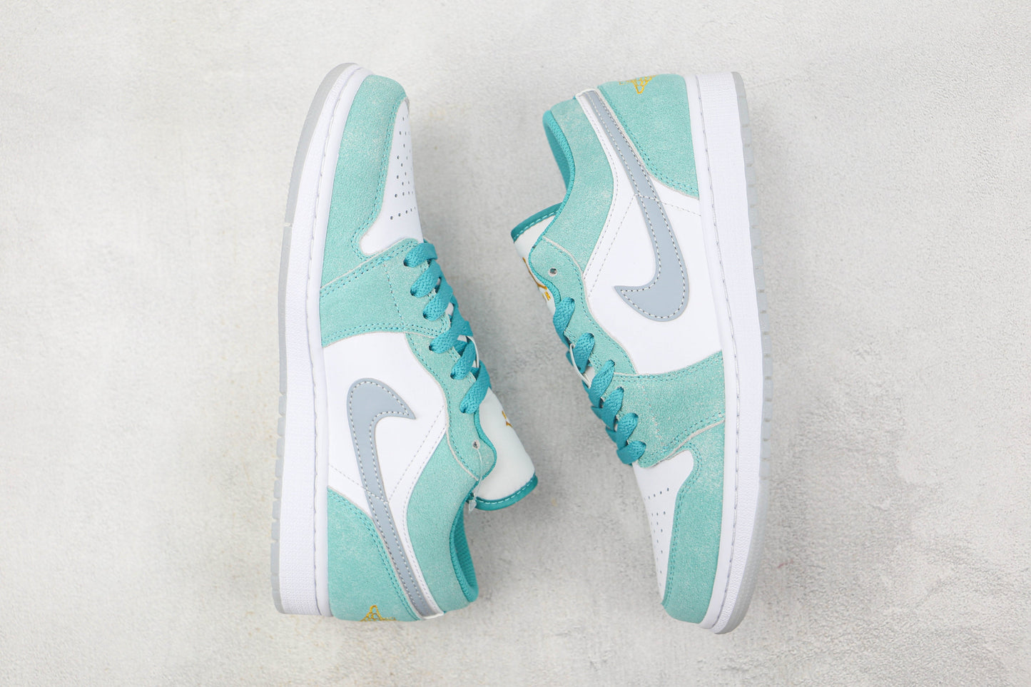 Air Jordan 1 Low New Emerald/Taxi White