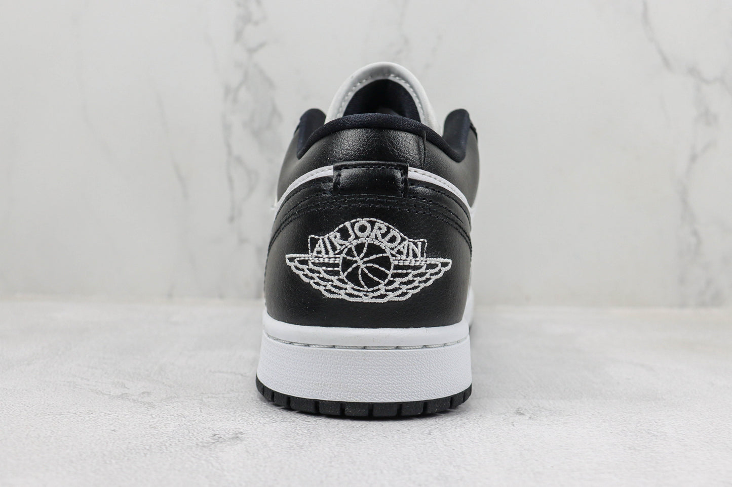 Air Jordan 1 Low Panda