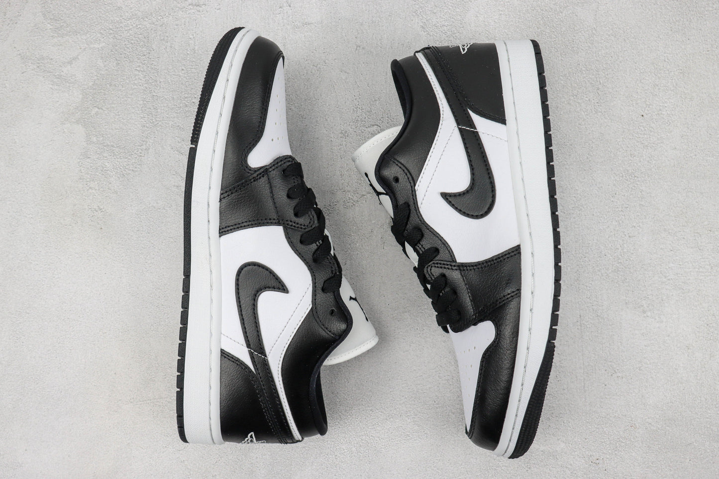 Air Jordan 1 Low Panda