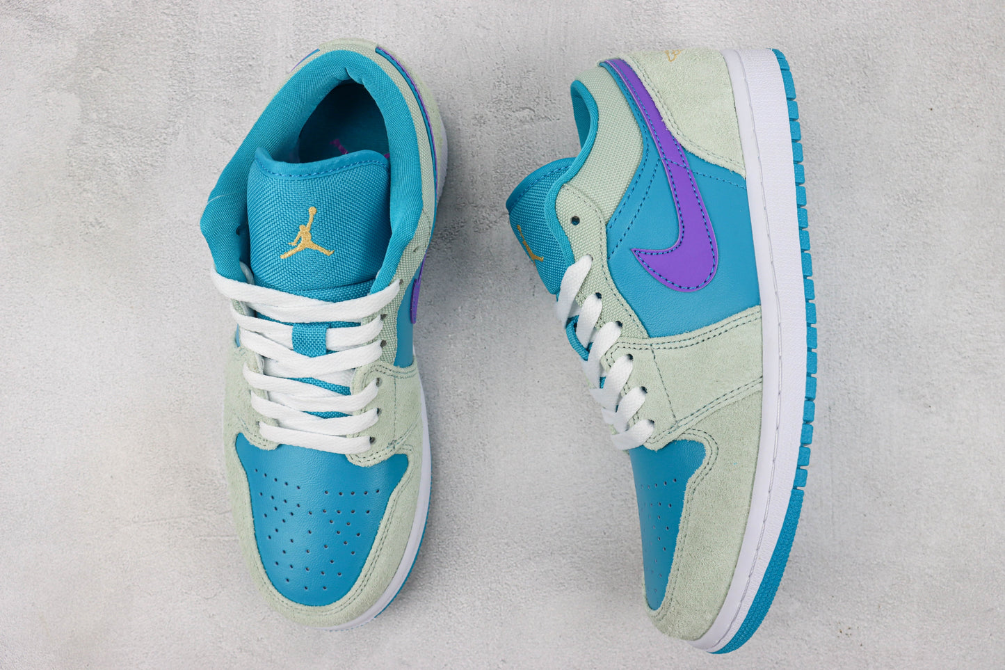 Air Jordan 1 Low Pistachio Frost