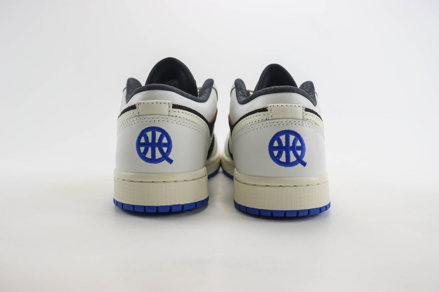 Air Jordan 1 Low Quai 54