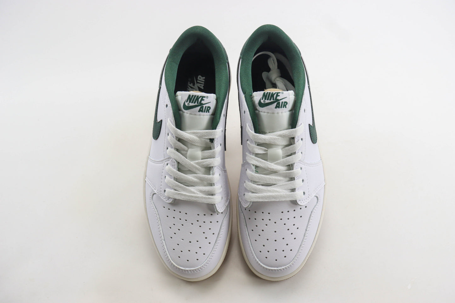Air Jordan 1 Low Retro Oxidized Green
