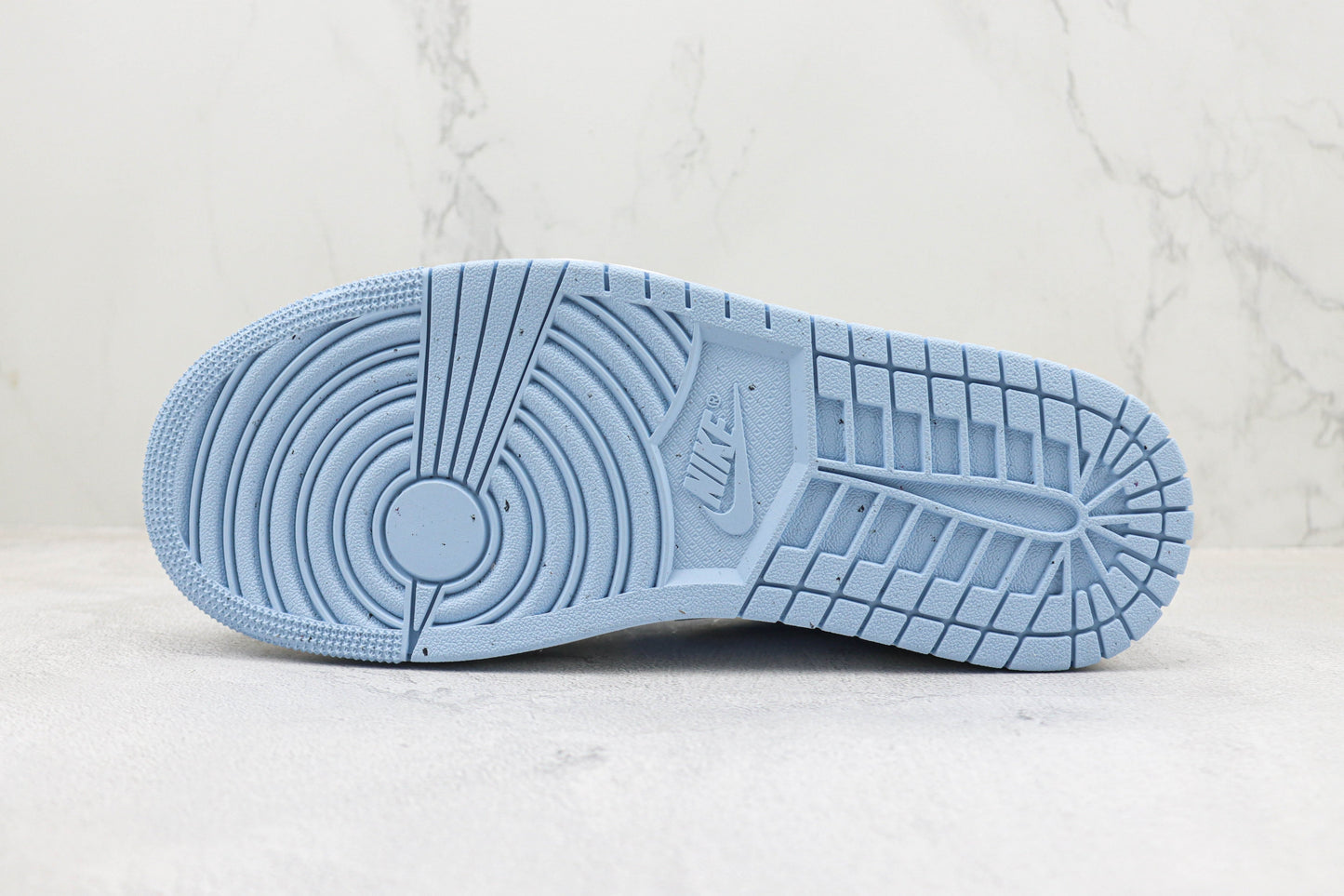 Air Jordan 1 Low Reverse Ice Blue