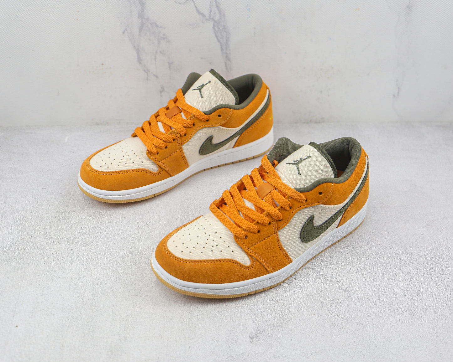Air Jordan 1 Low SE Ceramic