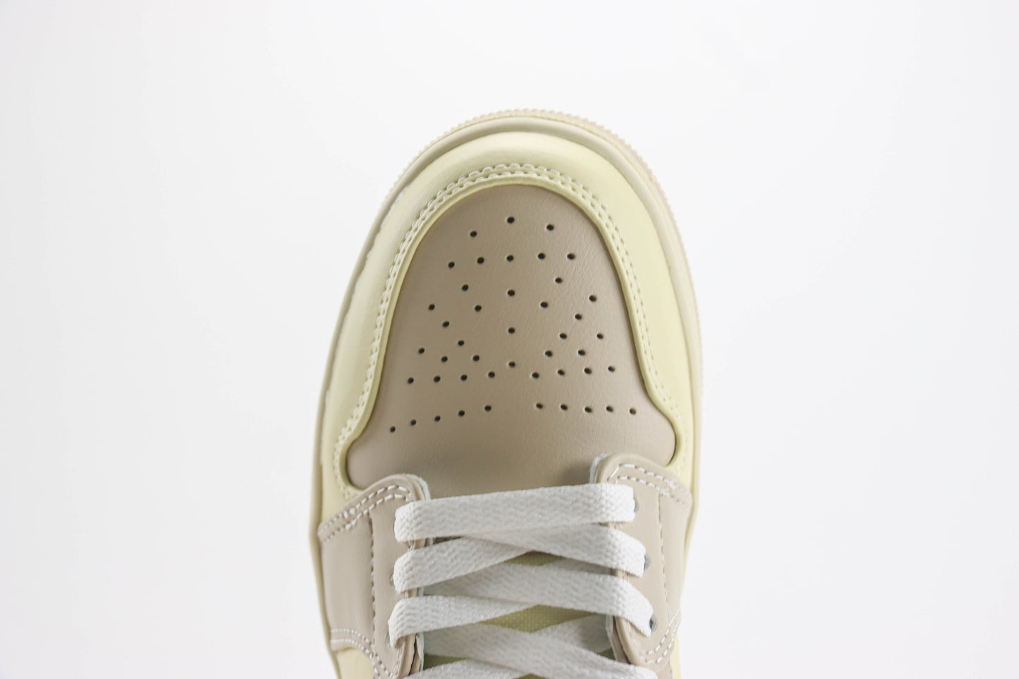Air Jordan 1 Low Sanddrift