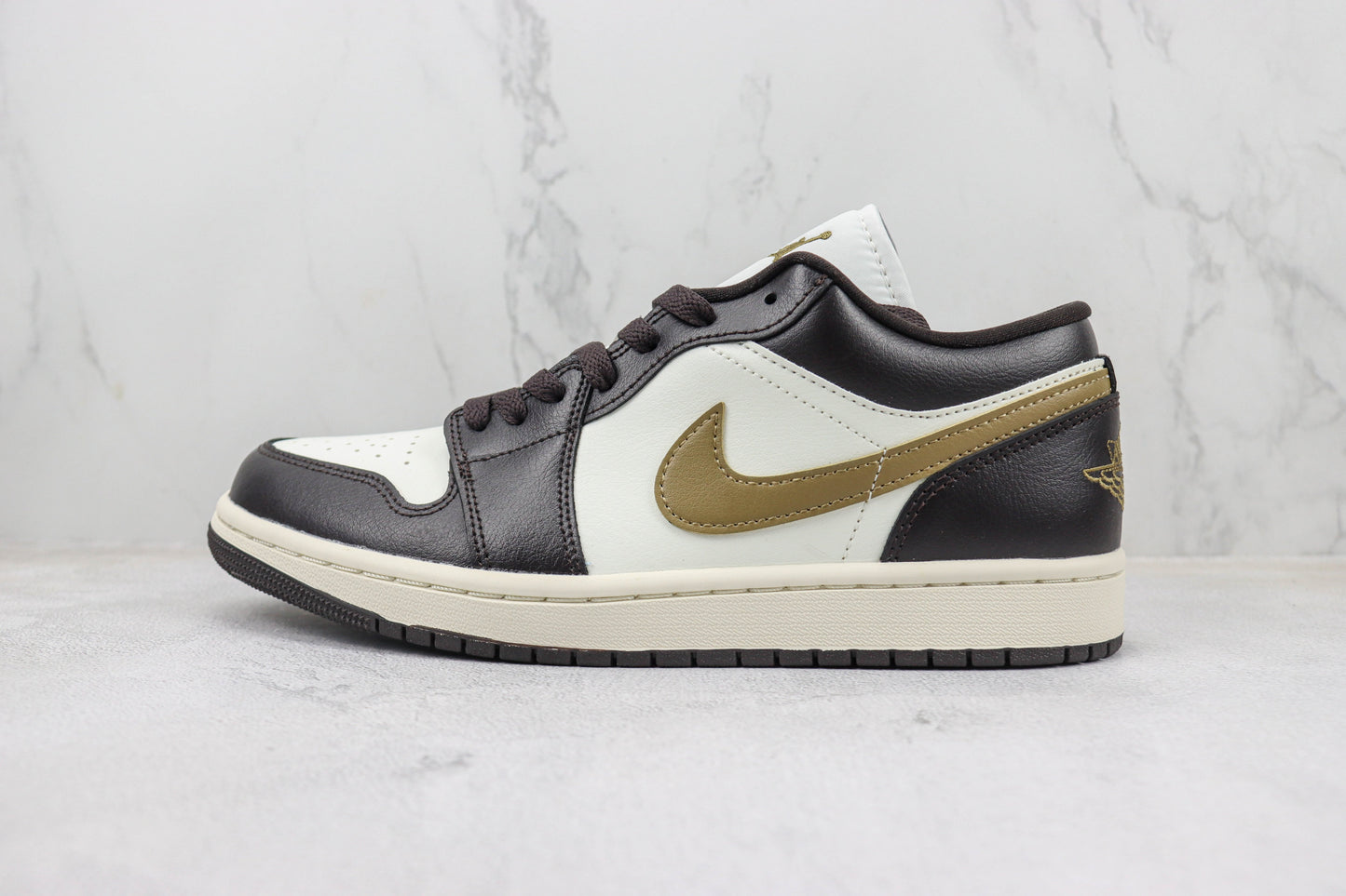 Air Jordan 1 Low Shadow Brown