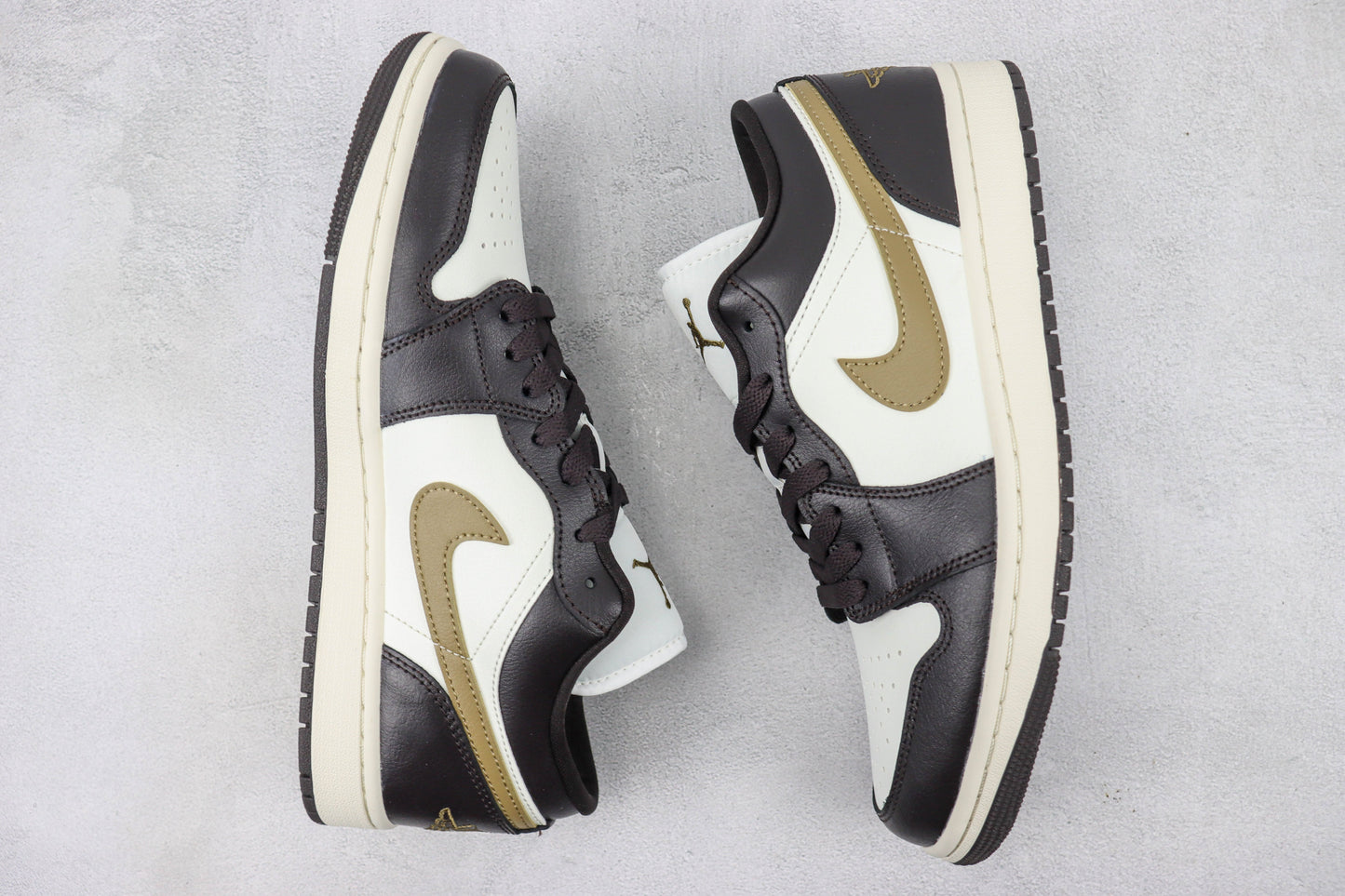 Air Jordan 1 Low Shadow Brown